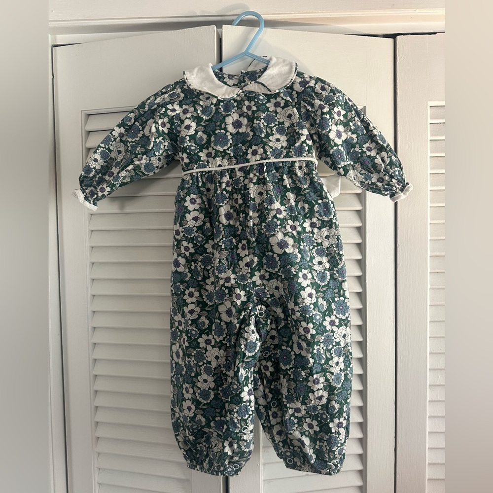 Smocked Floral Kids Romper in Green and White - Picture 3 of 9